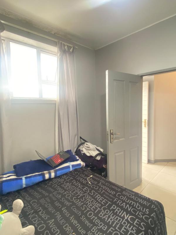 2 Bedroom Property for Sale in Zonnebloem Western Cape